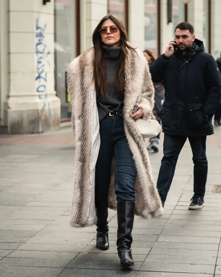 Kao da su iza&scaron;li iz holivudskog filma: Ovaj dvojac privlačio je poglede prolaznika u centru Zagreba