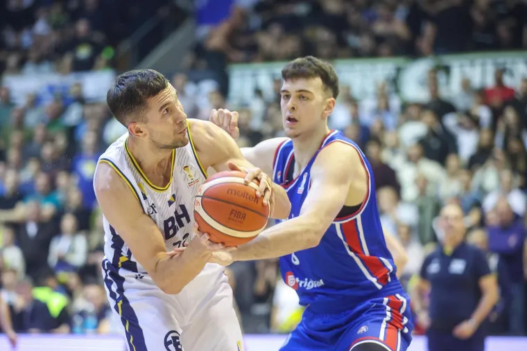 Kaos u Sarajevu! Srbi doživjeli pakao, poruka i za Vučića: 'Nitko te nikad mrziti neće, k'o &scaron;to te mrzim ja'