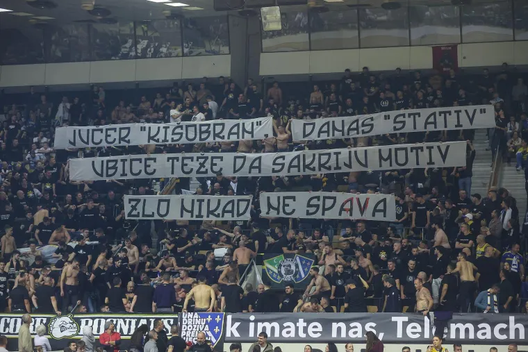 Kaos u Sarajevu! Srbi doživjeli pakao, poruka i za Vučića: 'Nitko te nikad mrziti neće, k'o &scaron;to te mrzim ja'