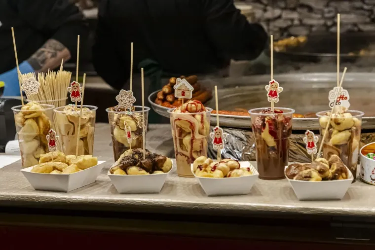 Osječki Advent dobio neočekivane zvijezde: Tri legice u bundama postale glavna atrakcija