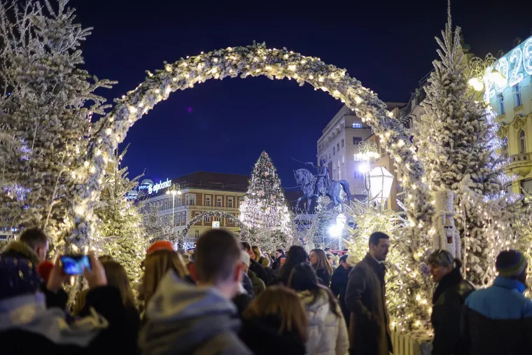 Adventska čarolija u Hrvatskoj: Svaki grad ovih blagdana priča svoju priču