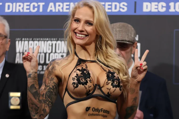 'Nosim donje rublje, imam ogromne grudi i naravno da ću ih pokazati. Radit ću što želim'