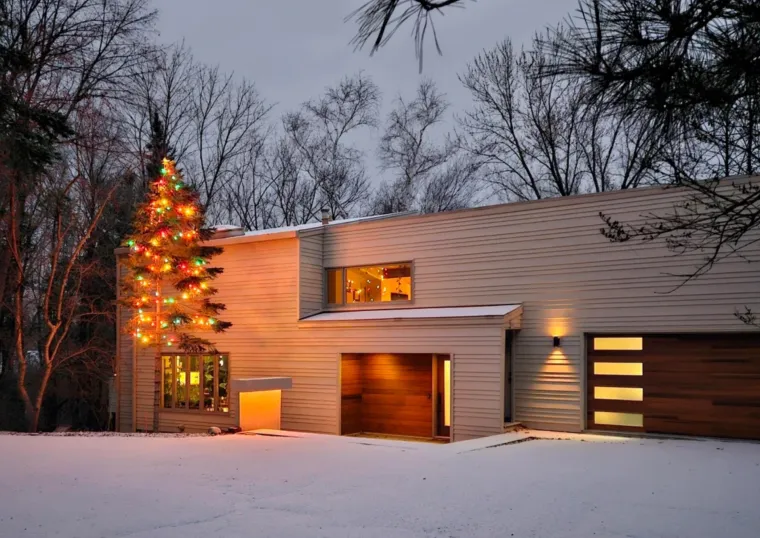 Lampice, jelke i ukrasi: Ljudi se hvale okićenim domovima, prizori su prava čarolija