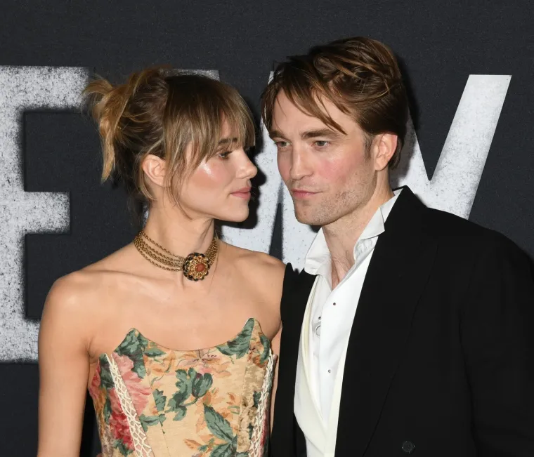 Znate li tko je ova ljepotica? Žena je megapopularnog glumca, a imaju i dijete zajedno