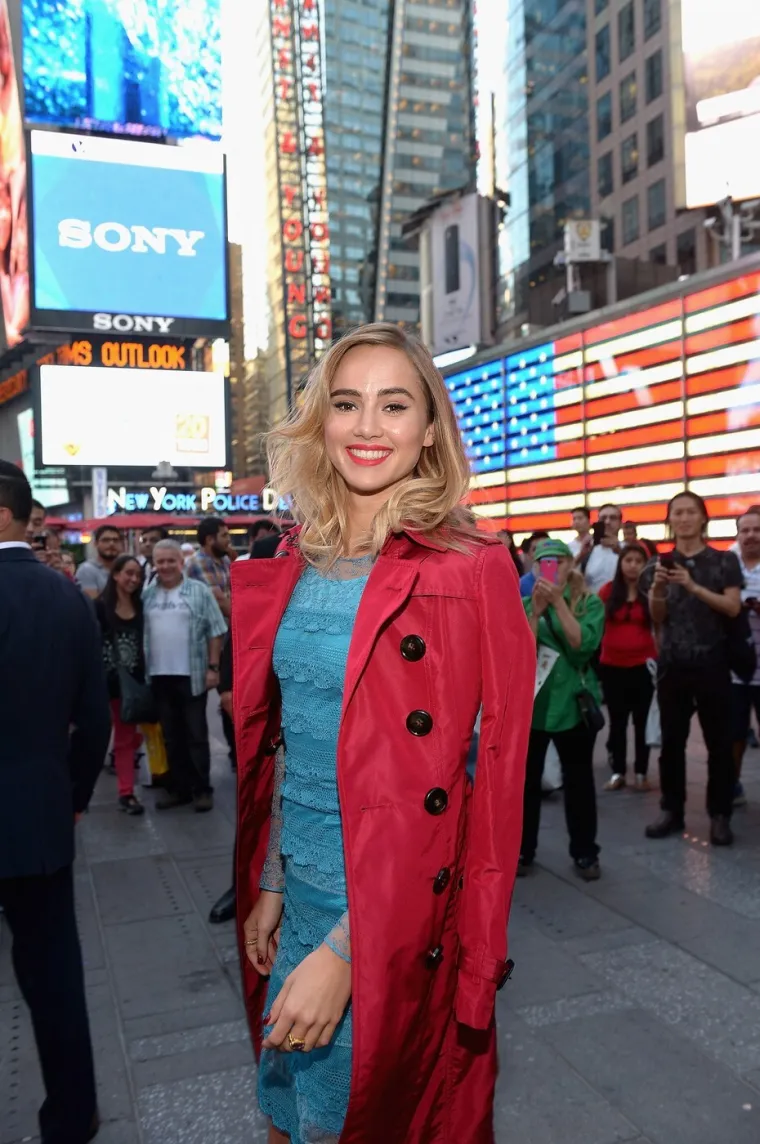 Znate li tko je ova ljepotica? Žena je megapopularnog glumca, a imaju i dijete zajedno