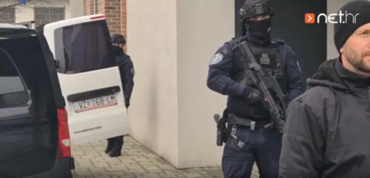 Opasni ubojica, zalizana kosa i pogled koji ledi krv u žilama: Ovako danas izgleda sisački monstrum