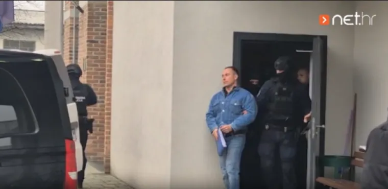 Opasni ubojica, zalizana kosa i pogled koji ledi krv u žilama: Ovako danas izgleda sisački monstrum