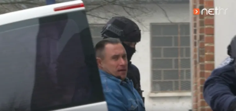 Opasni ubojica, zalizana kosa i pogled koji ledi krv u žilama: Ovako danas izgleda sisački monstrum