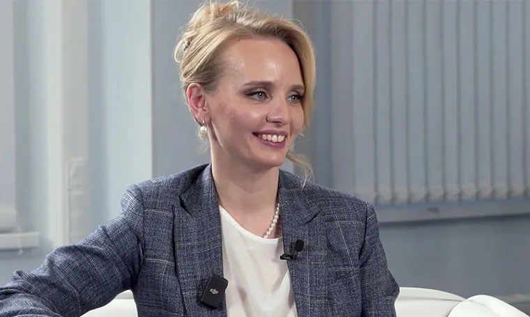 Odrastale u strogoj privatnosti: Tajnovite kćeri Vladimira Putina nevjerojatno nalikuju ocu