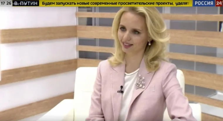 Odrastale u strogoj privatnosti: Tajnovite kćeri Vladimira Putina nevjerojatno nalikuju ocu