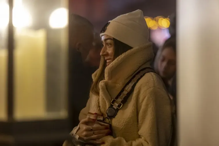 Legice pro&scaron;etale hit sezone: Svi pogledi su bili upereni u zgodne crnke u osječkoj Tvrđi