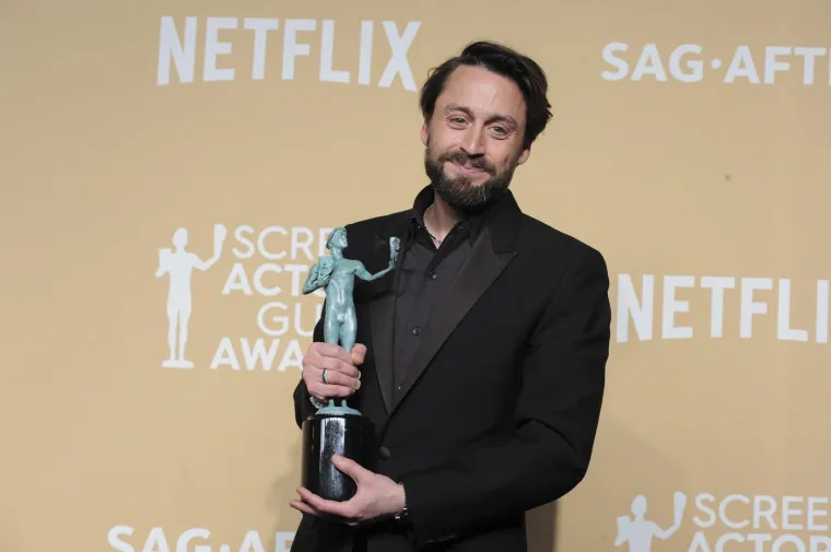 Od nesta&scaron;nog Fullera do markantnog zavodnika: Kevinov bratić danas je zvijezda crvenog tepiha