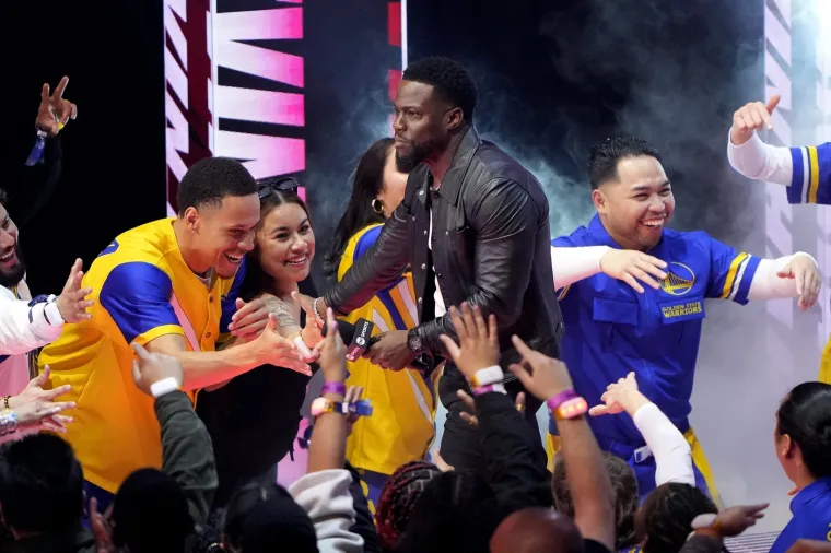 Pojavila se gola kao od majke rođena, a sada će Hrvatskoj dodijeliti suparnike na Mundijalu