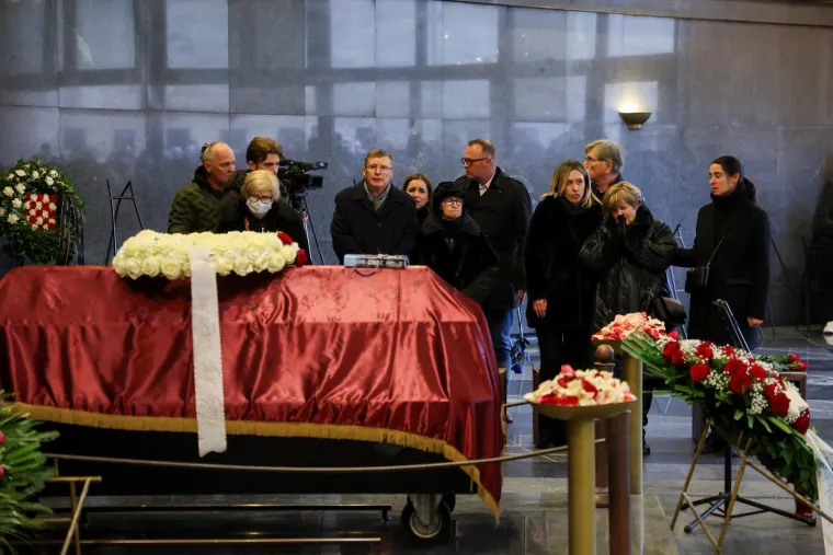 Od Sanjina &Scaron;panovića oprostili se predsjednik Milanović, brojni političari te kolege i suborci