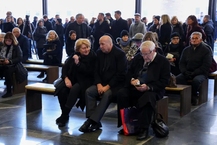 Od Sanjina &Scaron;panovića oprostili se predsjednik Milanović, brojni političari te kolege i suborci