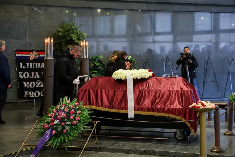 Od Sanjina &Scaron;panovića oprostili se predsjednik Milanović, brojni političari te kolege i suborci