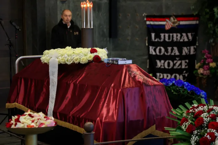 Od Sanjina &Scaron;panovića oprostili se predsjednik Milanović, brojni političari te kolege i suborci