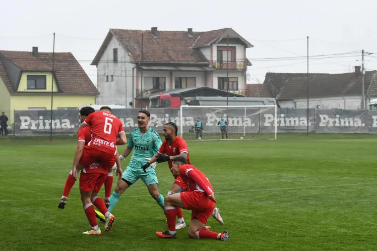 Hrvatski kup a la Bjelovar: Rijeku se gledalo sa svojih balkona kao s najmodernijih skyboxeva