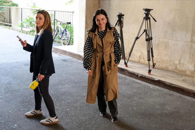 Od bundice na gradilištu do kožnjaka: Ovo su najbolja modna izdanja ministrice Vučković