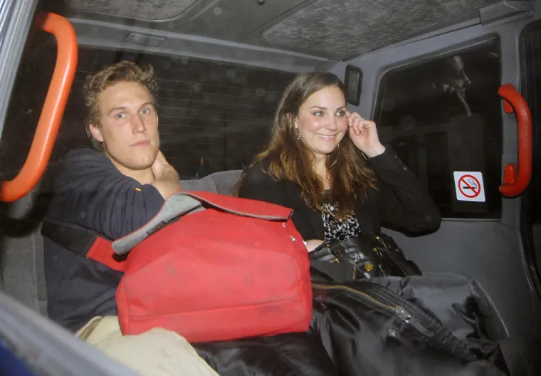 Od partijanerice do buduće kraljice: Ove fotografije Kate Middleton vjerojatno želi zaboraviti