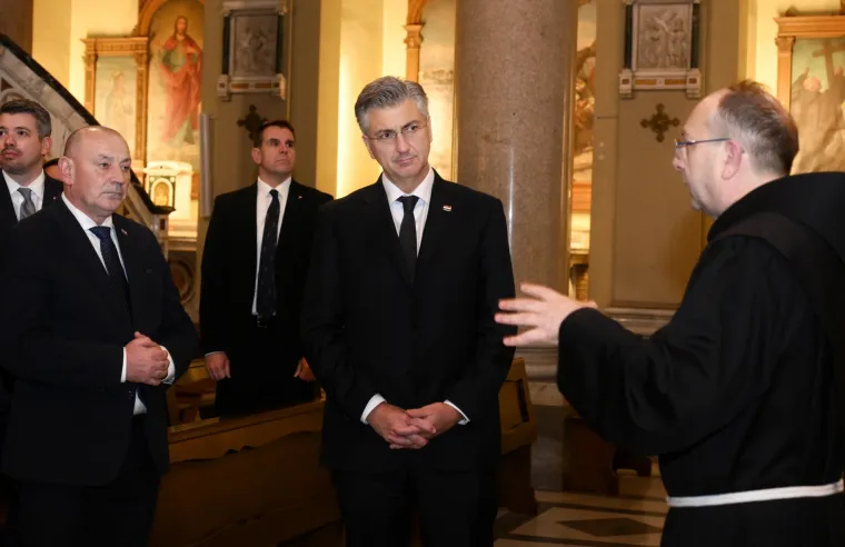 Pogledajte &scaron;to su sve Plenković i ministri radili u Vatikanu: 'Pozvat ćemo papu Lava u Hrvatsku'