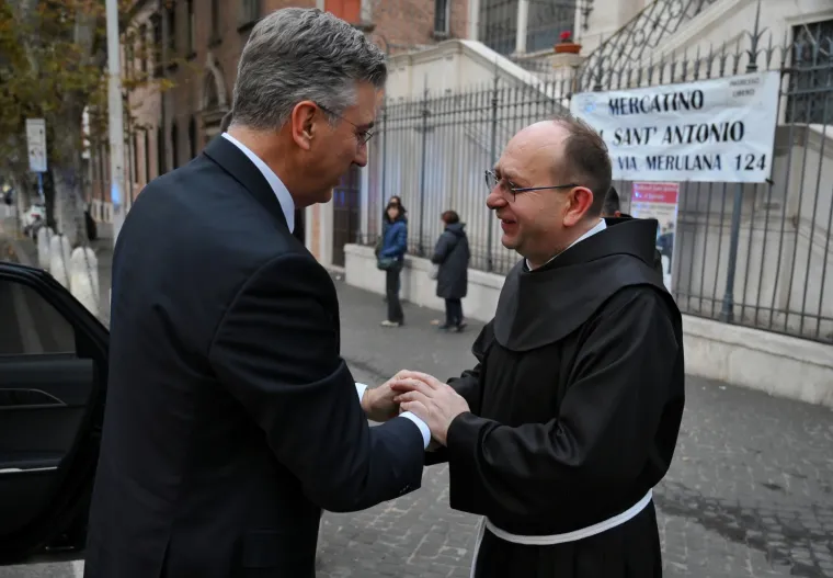 Pogledajte &scaron;to su sve Plenković i ministri radili u Vatikanu: 'Pozvat ćemo papu Lava u Hrvatsku'