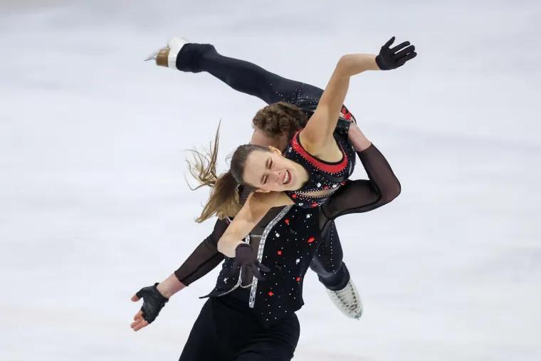 Zlatna pirueta obara s nogu: Atraktivne klizačice su Zagrepčane ostavile bez daha