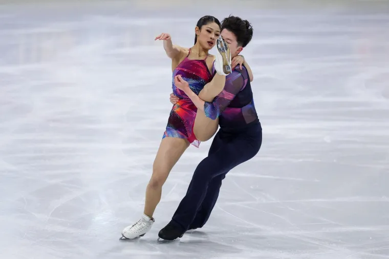 Zlatna pirueta obara s nogu: Atraktivne klizačice su Zagrepčane ostavile bez daha