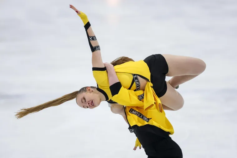 Zlatna pirueta obara s nogu: Atraktivne klizačice su Zagrepčane ostavile bez daha