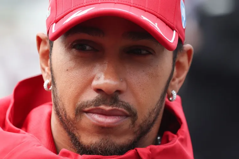 Za njima se sve žene okreću! Najzgodniji vozači Formule 1 zasjenili i svoje 'bolje polovice'