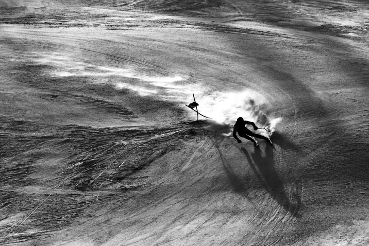 Nije za one slabog srca! Slovenski skijaš se teško polomio na jednoj od najopasnijih staza na svijetu