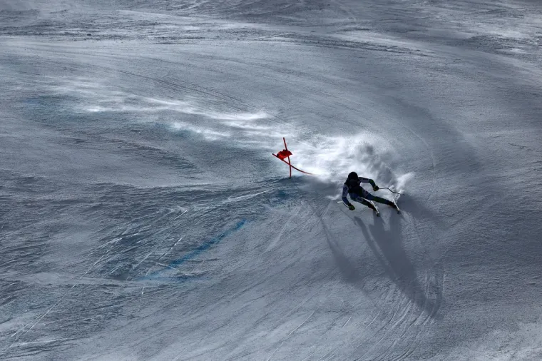 Nije za one slabog srca! Slovenski skijaš se teško polomio na jednoj od najopasnijih staza na svijetu