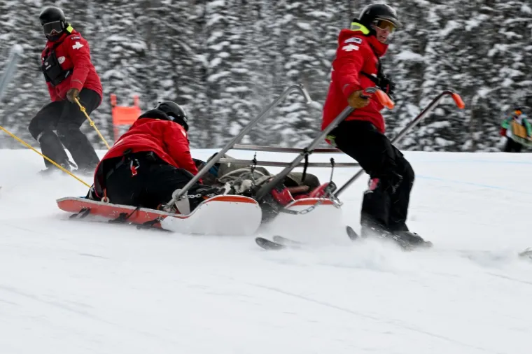 Nije za one slabog srca! Slovenski skijaš se teško polomio na jednoj od najopasnijih staza na svijetu