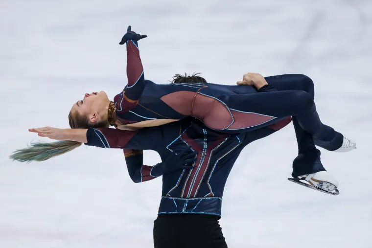 Jeste li vidjeli s kime je Kolinda 'uhvaćena' na Zlatnoj pirueti? Dugo nisu snimljeni zajedno