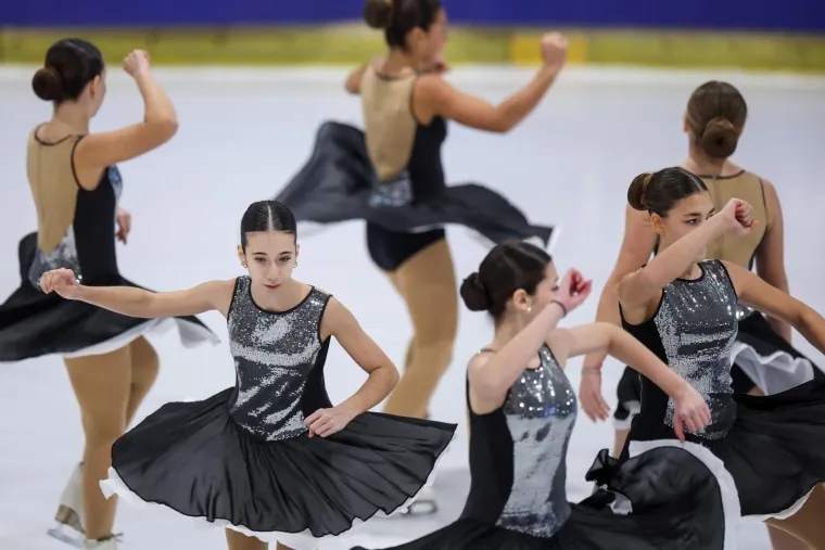 Jeste li vidjeli s kime je Kolinda 'uhvaćena' na Zlatnoj pirueti? Dugo nisu snimljeni zajedno