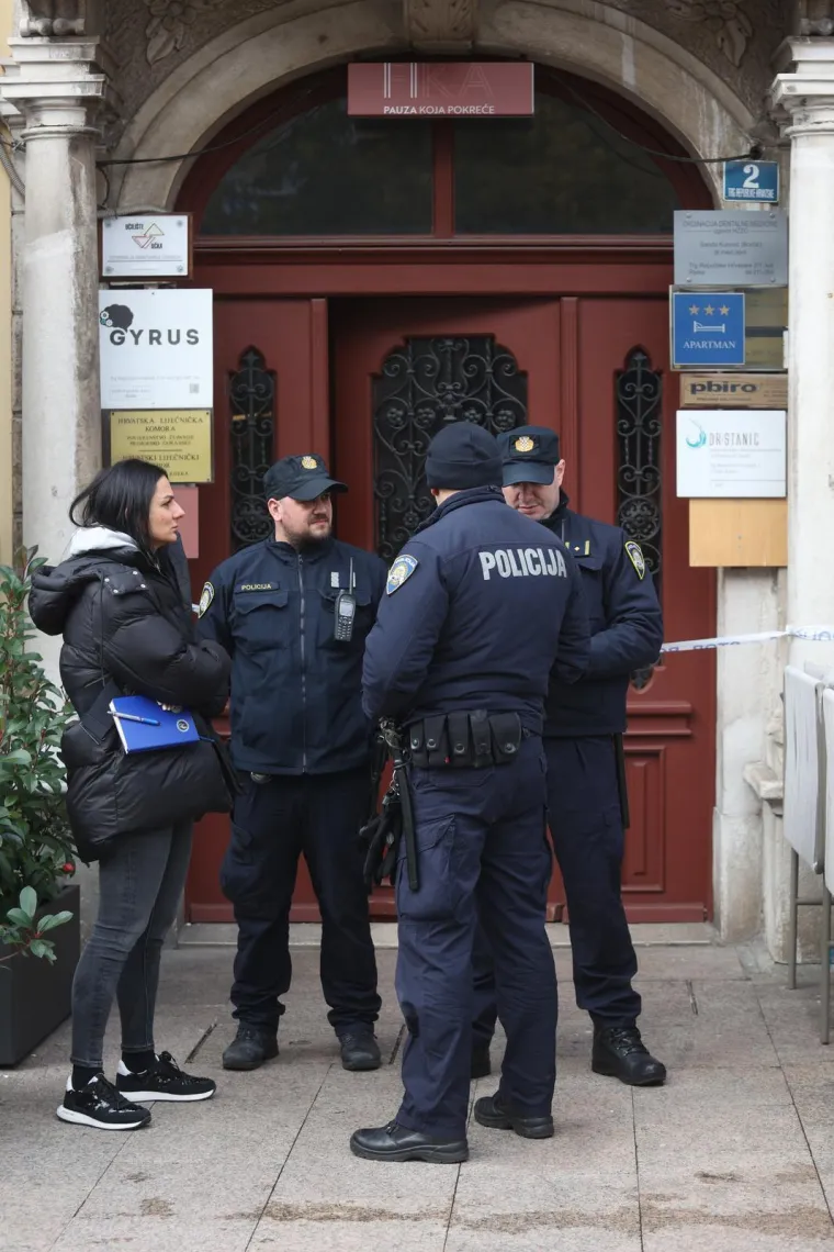 Ovo je mjesto stravičnog femicida u Rijeci: Žena na smrt izbodena na stubištu