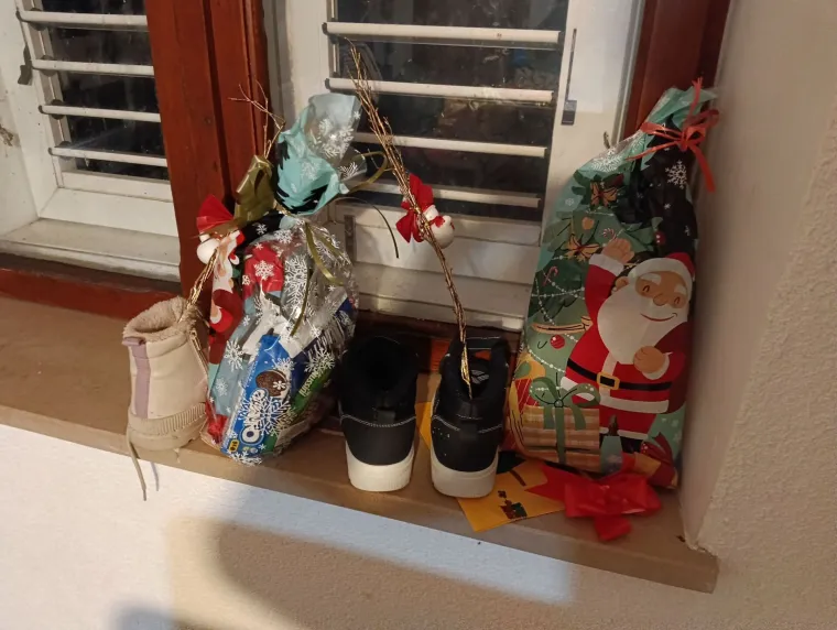 Slali ste nam fotografije va&scaron;ih čizmica koje su dočekale svetog Nikolu: Koji biste dar izabrali?