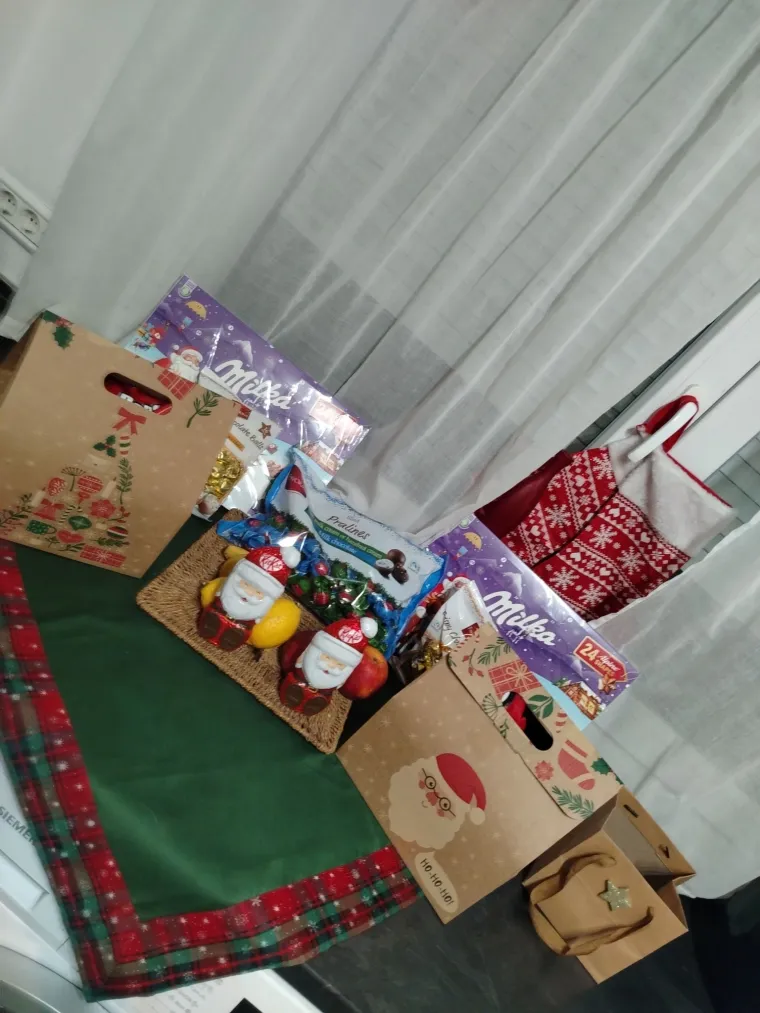 Slali ste nam fotografije va&scaron;ih čizmica koje su dočekale svetog Nikolu: Koji biste dar izabrali?