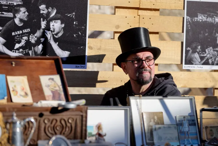 Zadar gorio u prosincu: Dame u mini suknjama mamile poglede u sredi&scaron;tu grada