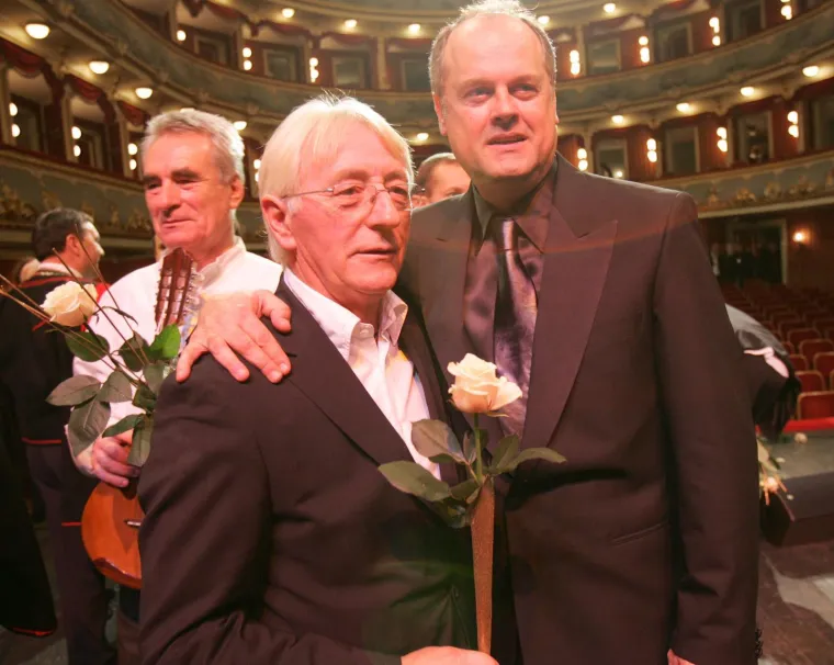 Volio je svoju Vesnu, more i ribolov: Na dana&scaron;nji dan rodio se neprežaljeni Oliver Dragojević