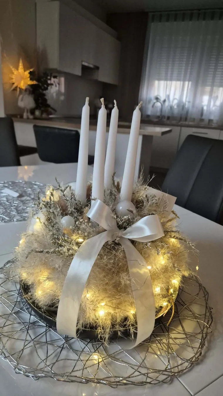 Blagdanski čarolija u va&scaron;im domovima: Pogledajte najljep&scaron;e adventske vijence na&scaron;ih čitatelja