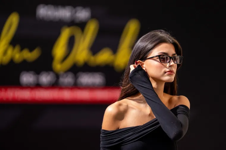 Brojni poznati stigli su na F1 spektakl! Pažnju krale zanosne djevojke glavnih zvijezdi