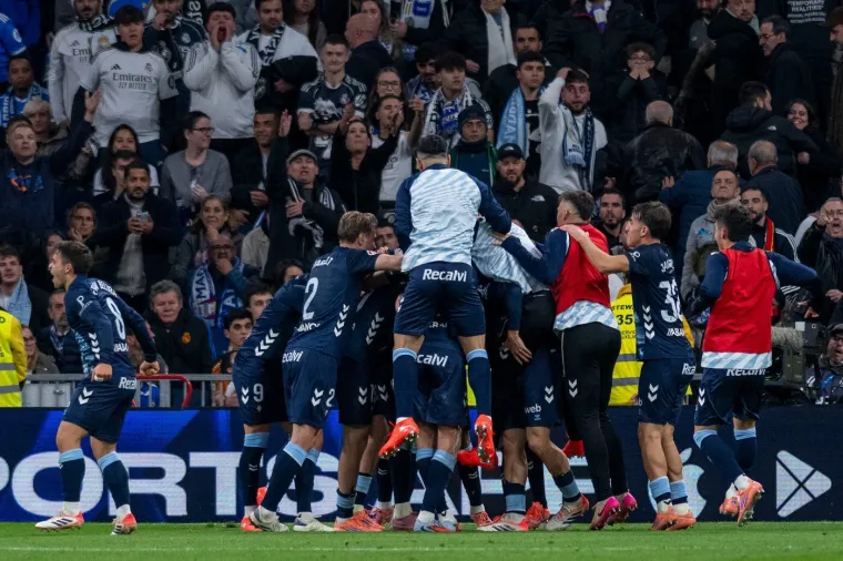 Prava tučnjava na Bernabeu! Realovac kao da je bio u ringu, Alonso poludio na svog igrača