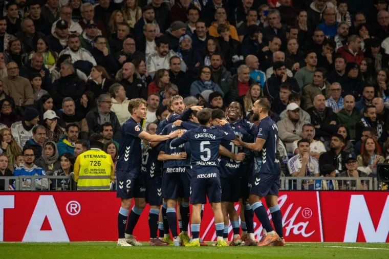 Prava tučnjava na Bernabeu! Realovac kao da je bio u ringu, Alonso poludio na svog igrača