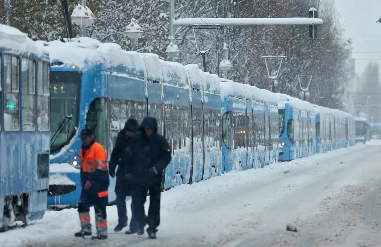 Dan kada je snijeg zatrpao Zagreb: Cijeli grad je stao! Ovako je 2012. izgledala metropola
