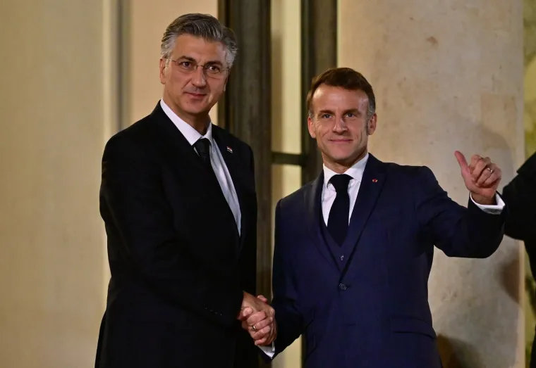 Ana Maslać Plenković izdominirala: Premijerova supruga Francuzima održala modnu lekciju