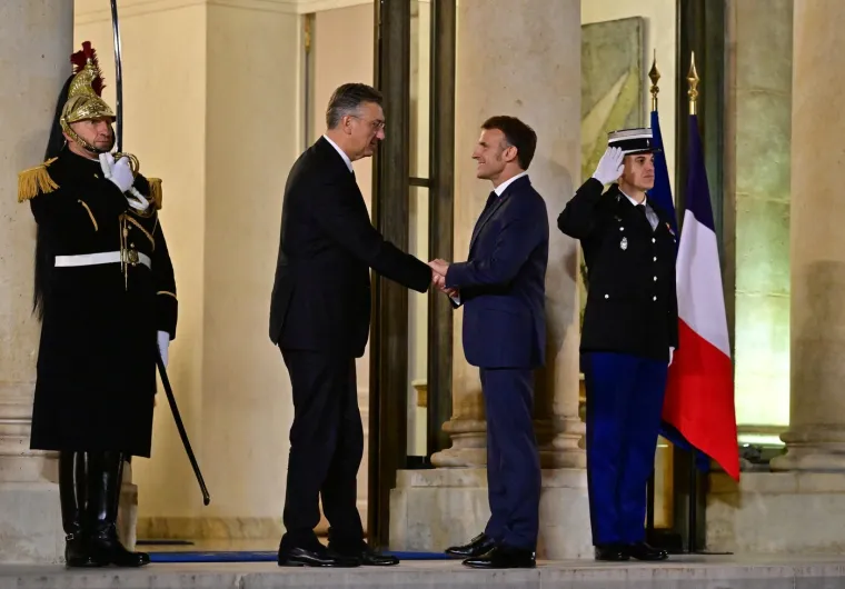 Ana Maslać Plenković izdominirala: Premijerova supruga Francuzima održala modnu lekciju