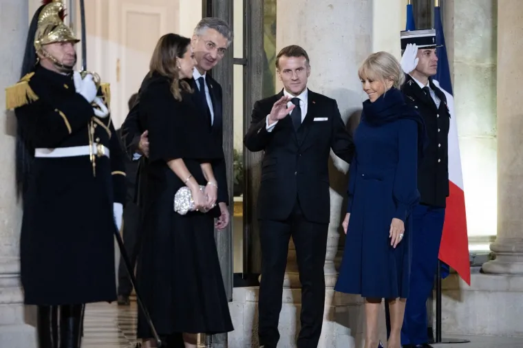 Ana Maslać Plenković izdominirala: Premijerova supruga Francuzima održala modnu lekciju