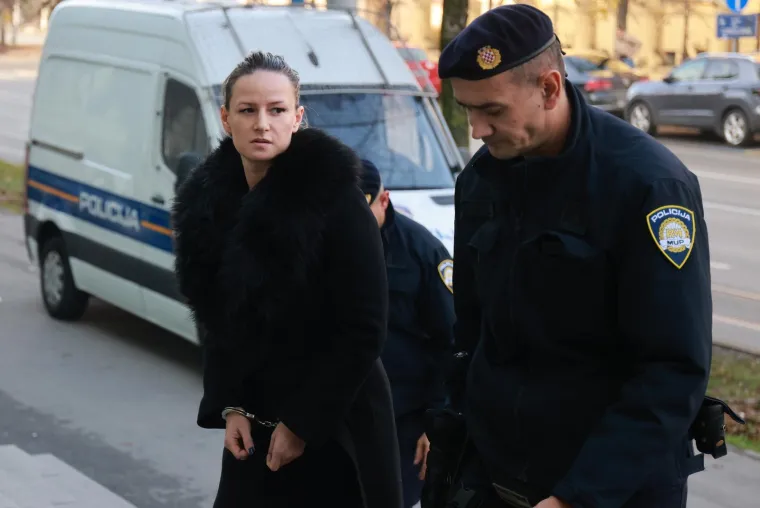 Ovo je banda koja je krijumčarila travu: Novac tro&scaron;io na kladionice, dio uplatio na tatin račun