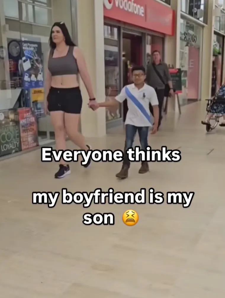 Njezina visina izaziva burne reakcije: Nevjerojatno, ali upravo ona joj donosi ogromnu zaradu